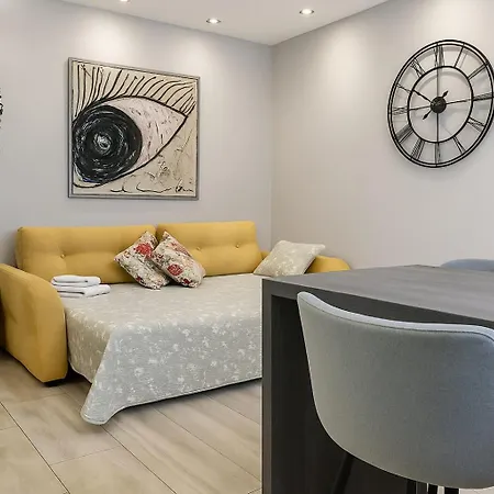 Apartamento Artistic Chill Art 2+2.centar Of Split. Split